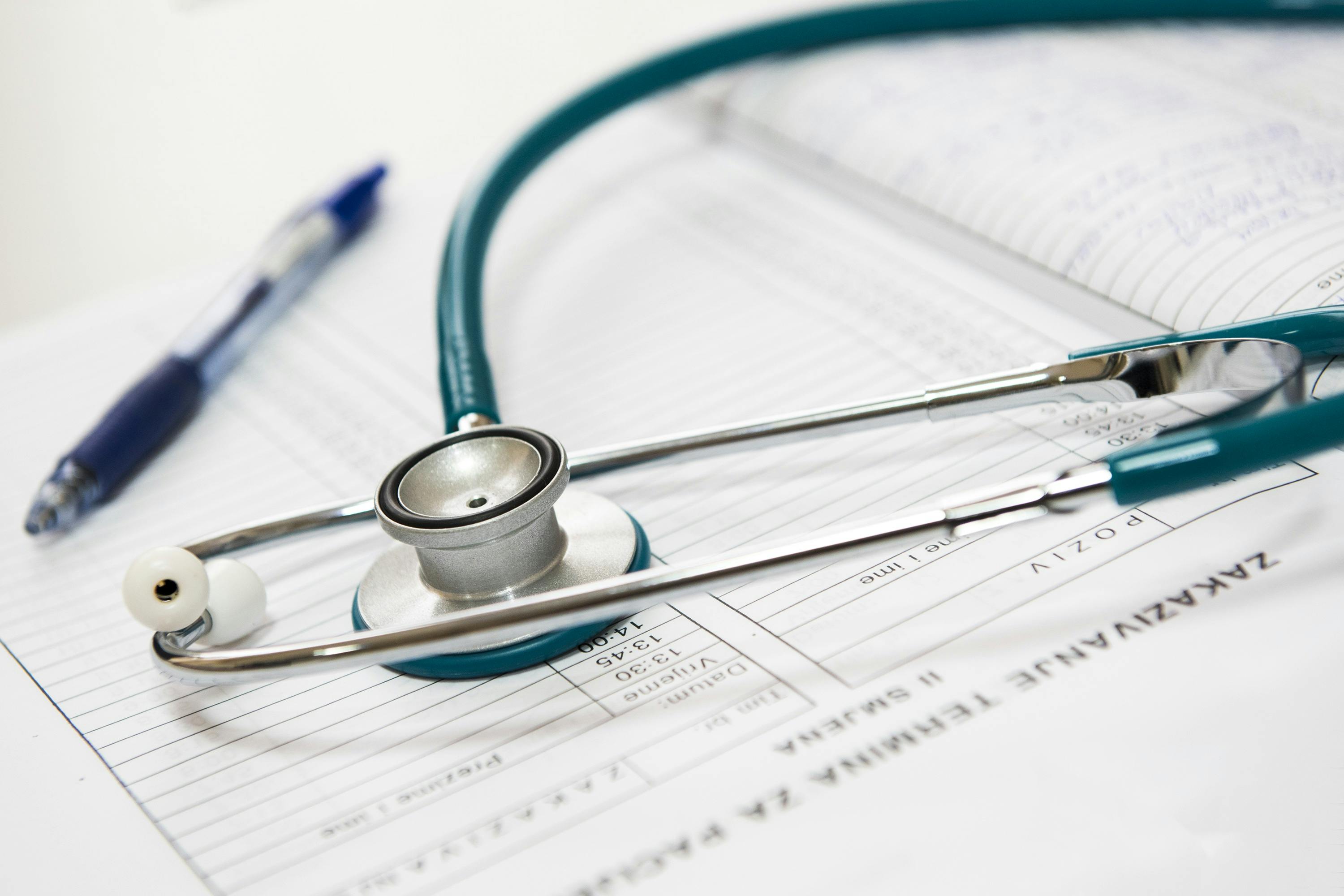 Clinicians & Retailers